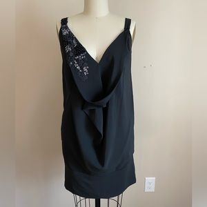 Ariella Black Low Cut V-Neck Top with Embroidery Detail Size L